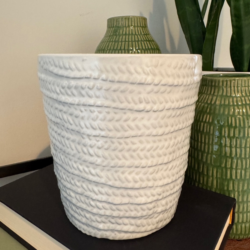 Crate&Barrel White Textured Ceramic Planter - Picture 2 of 5